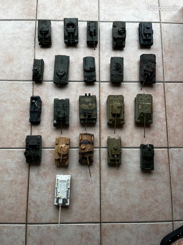 Ces images ne montrent pas des véhicules militaires fabriqués au Burkina Faso - Africa Check
