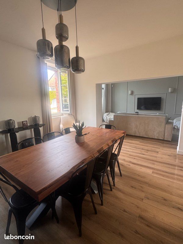 Maison 6 pièces 180 m² · à Auneau-Bleury-Saint-Symphorien · 180 m² · 399 000 €