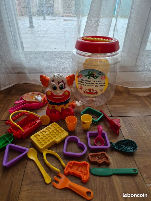 Accessoires pâte à modeler (image 1)
