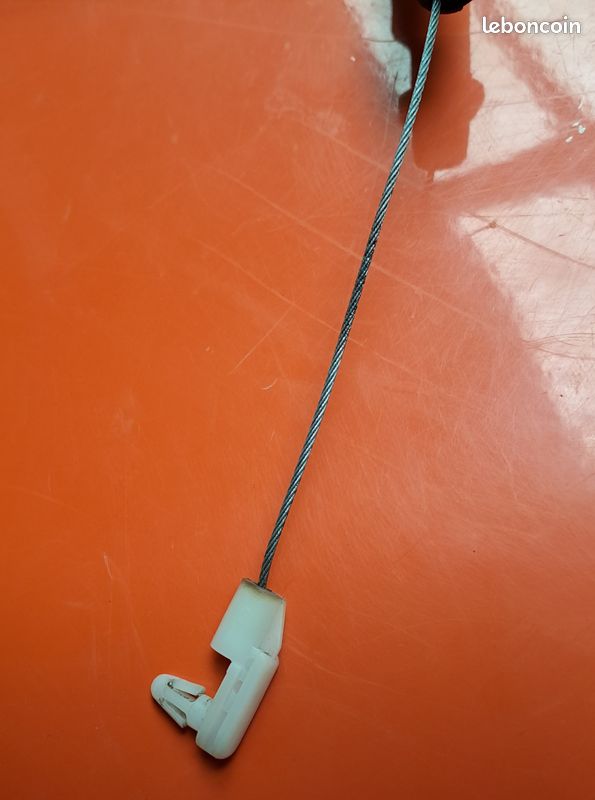 Cable d'accélérateur de citroen Saxo / Peugeot 106. Moteur essence TU. 1629F9 / 1629.F9 (image 2)
