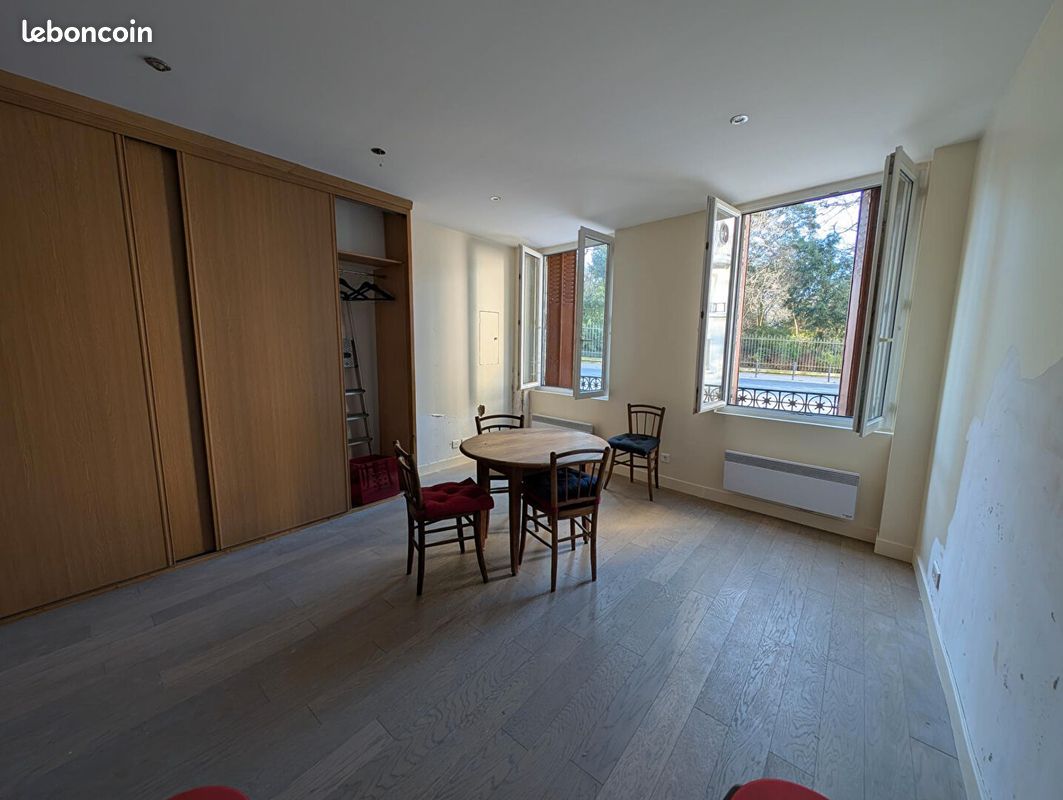 Appartement 1 pièce 27 m² · à Paris · 27 m² · 225 750 €