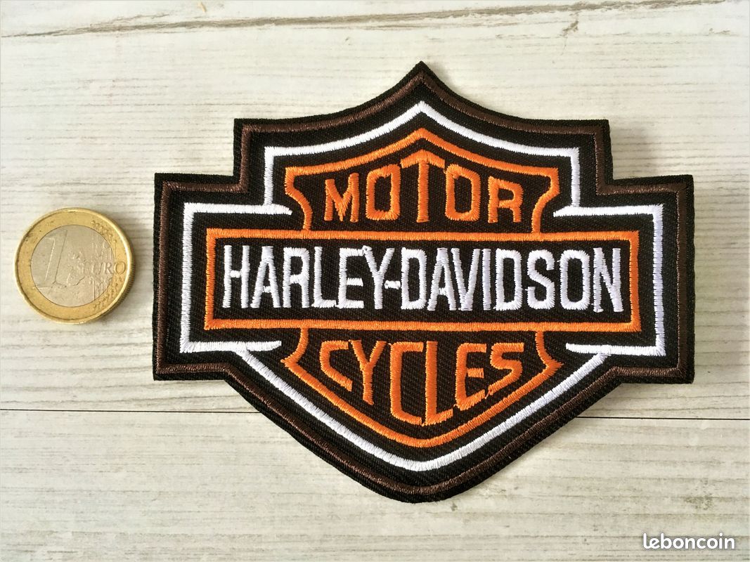 Lot De 2 Patchs Thermocollants À Paillettes - Motif Tête De Mort - Noir