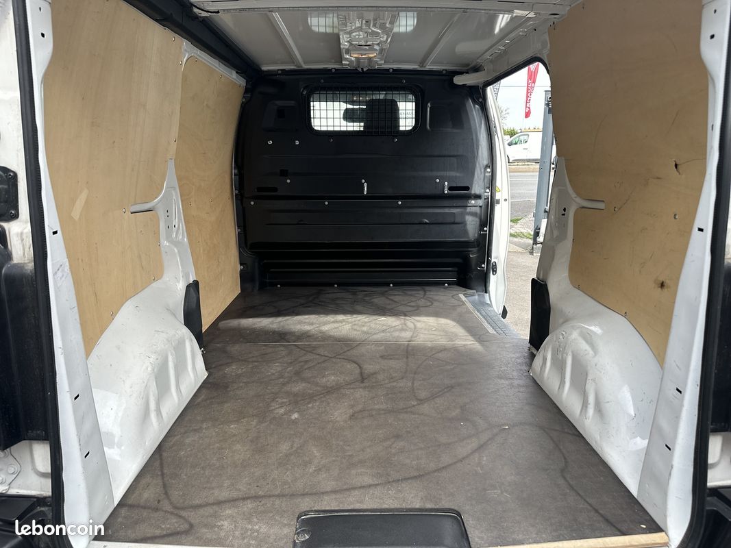 Toyota PROACE LONG 2.0 D-4D 120 ACTIVE MY20 (image 12)