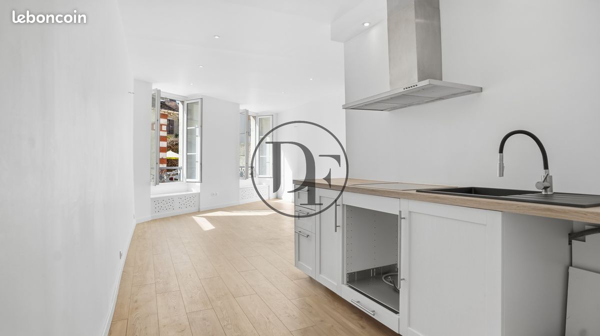 Appartement 1 pièce 33 m² · à Fontainebleau · 33 m² · 185 000 €
