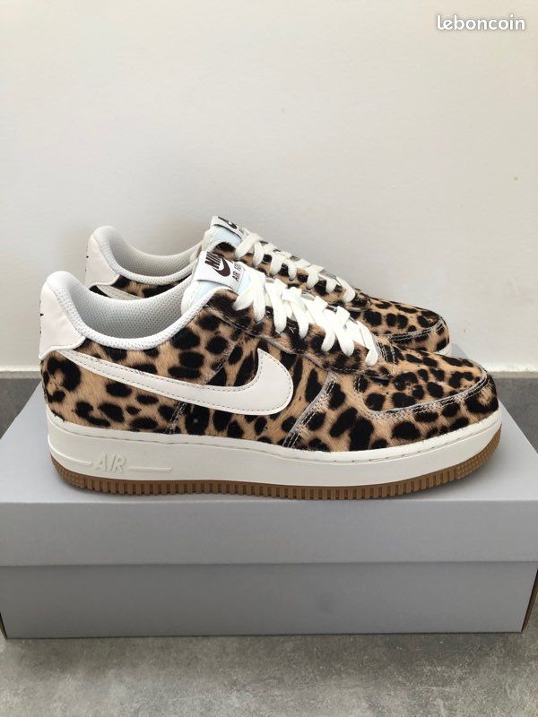 Chaussure Nike Nike LÃ©opard Femme Nike Air Force Léopard Chaussures