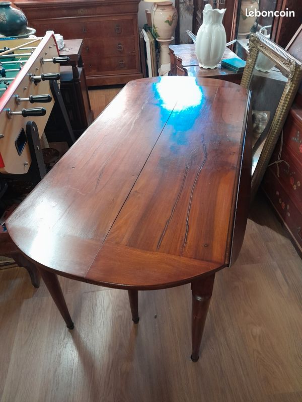 Table (image 1)