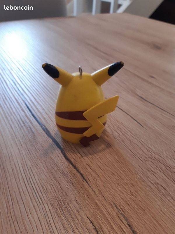 Jouet Figurine vintage pikachu 1999 (image 2)