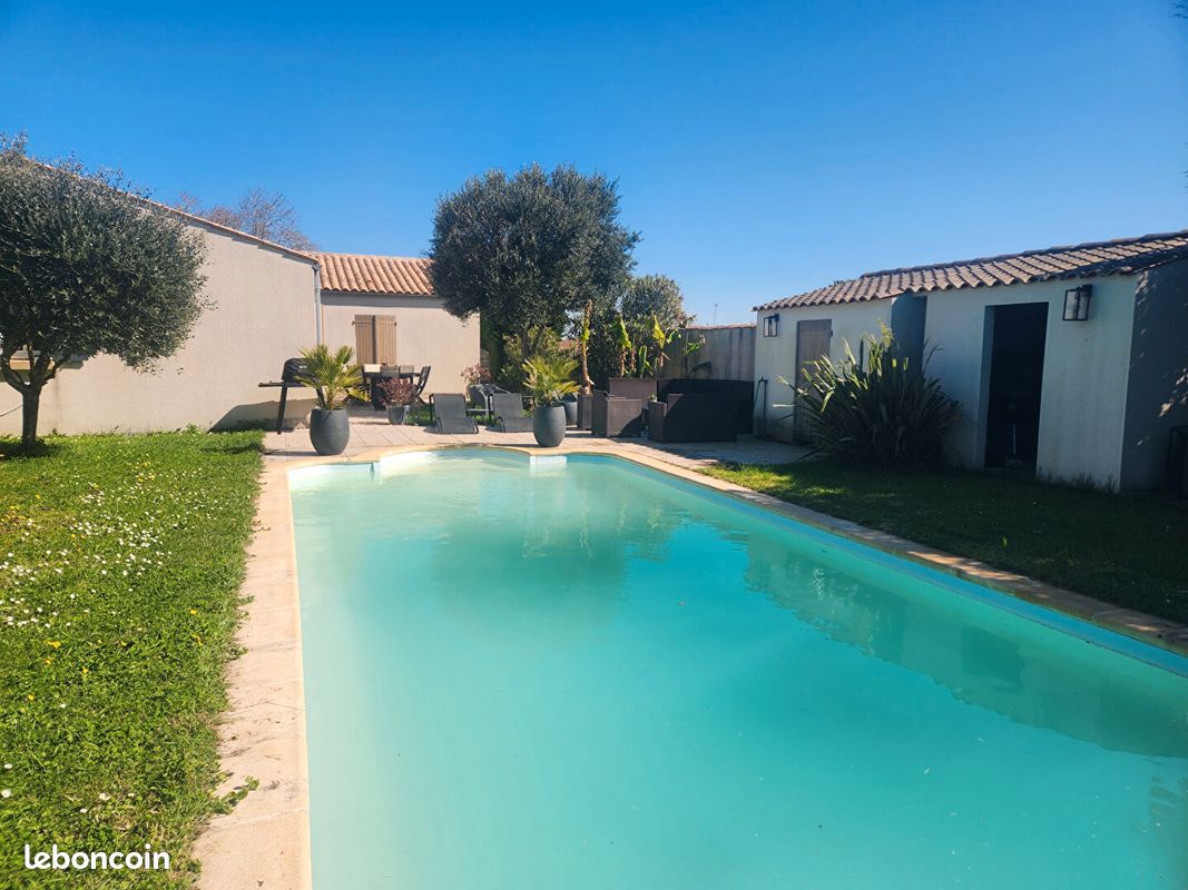 Maison 8 pièces 155 m² · à Saint-Georges-d'Oléron · 155 m² · 585 000 €