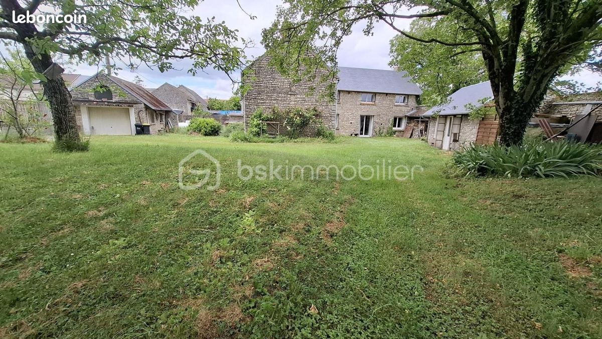 Maison 8 pièces 233 m² · à Autruy-sur-Juine · 233 m² · 240 000 €