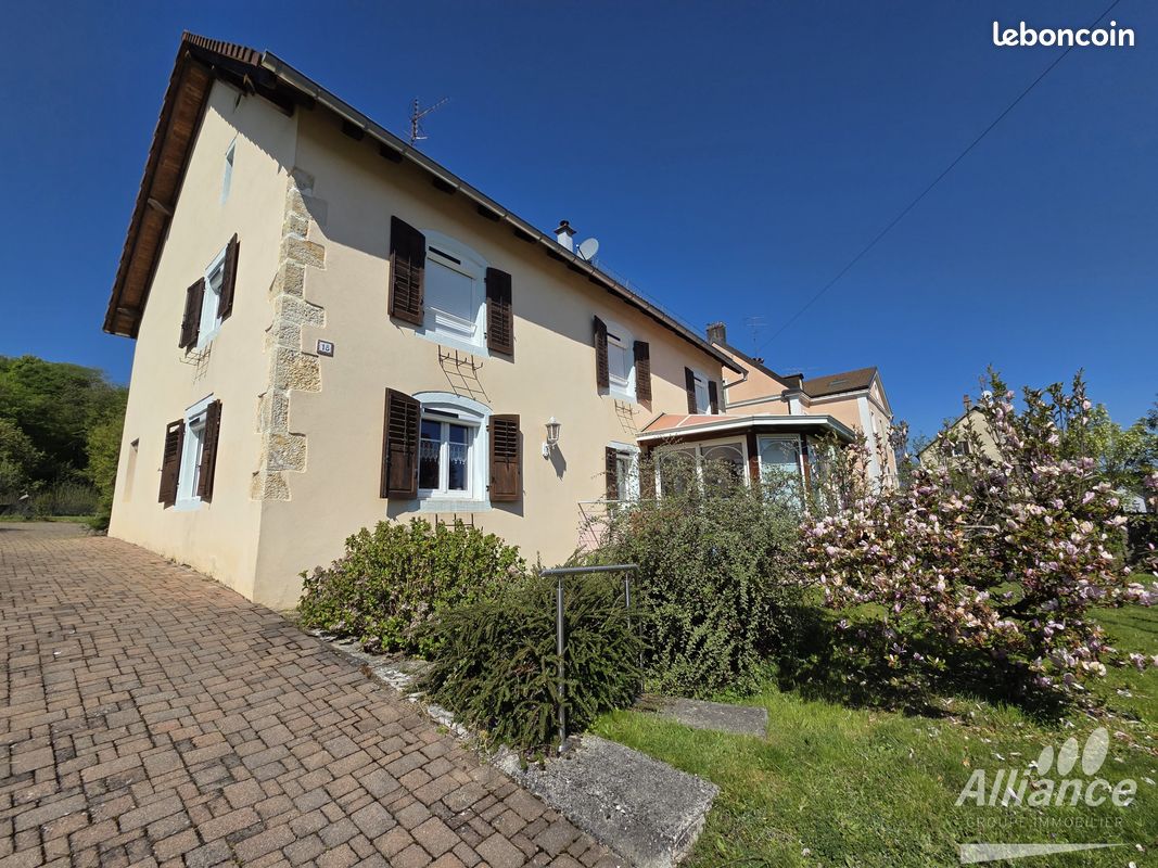 Maison 6 pièces 169 m² · à Badevel · 169 m² · 270 000 €