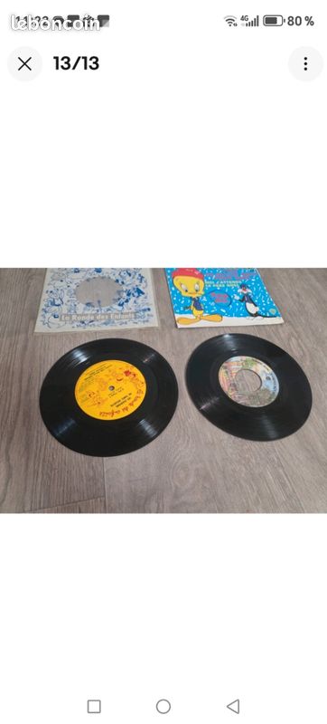 Lot de 5 très ancien 45 T , microsillon RONDES ,CONTES .... Des années 70 (image 1)