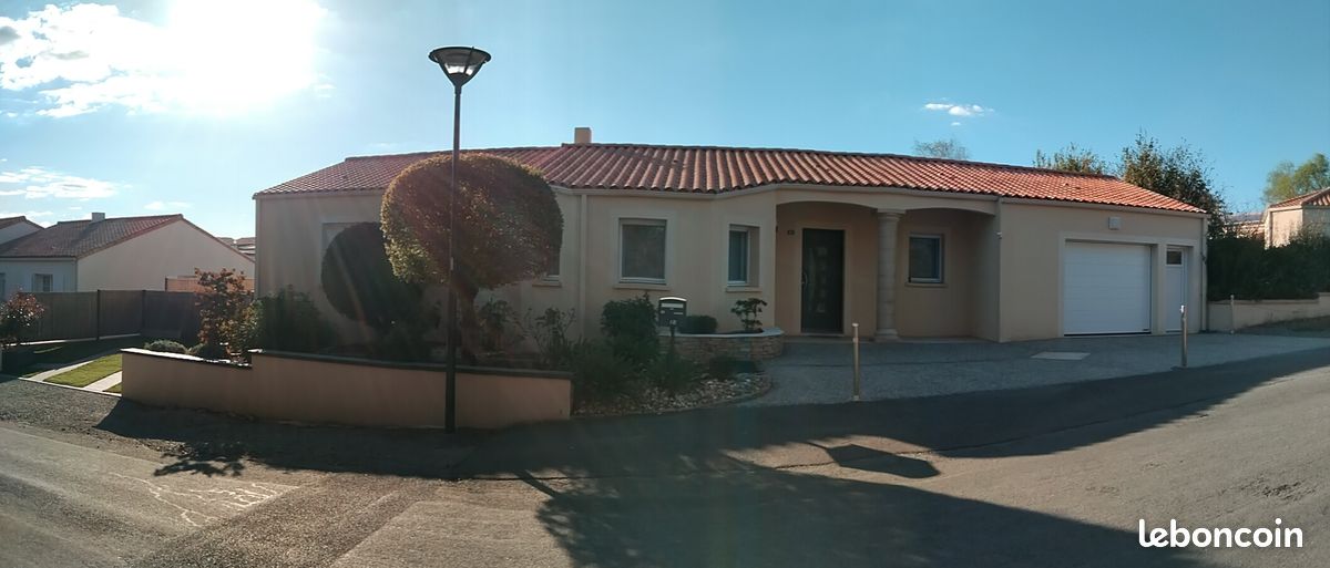 Maison 7 pièces 210 m² · à Saint-Prouant · 210 m² · 472 000 €