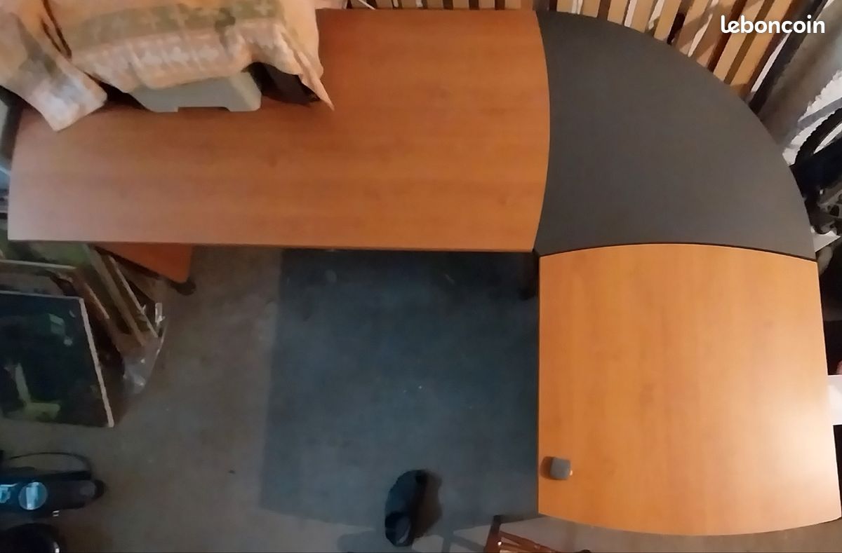 Bureau en 3 parties (image 2)