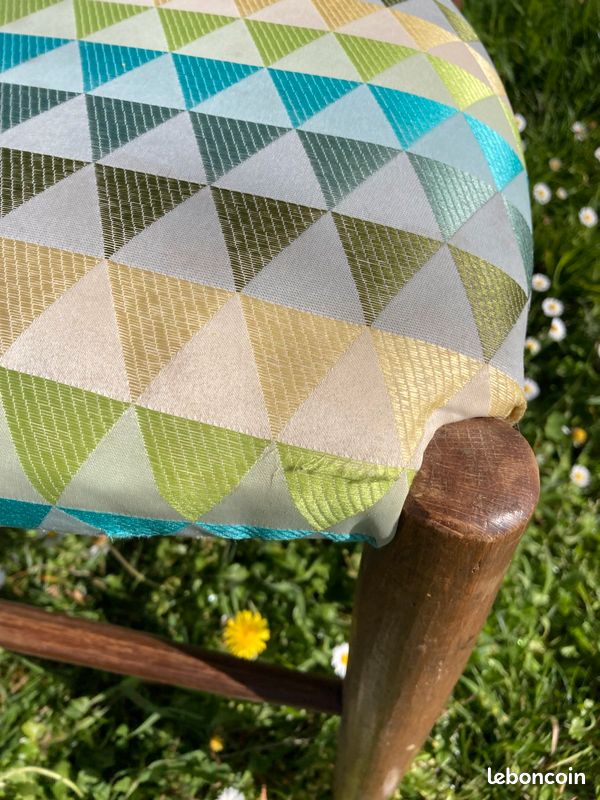 Chaise en bois (image 5)