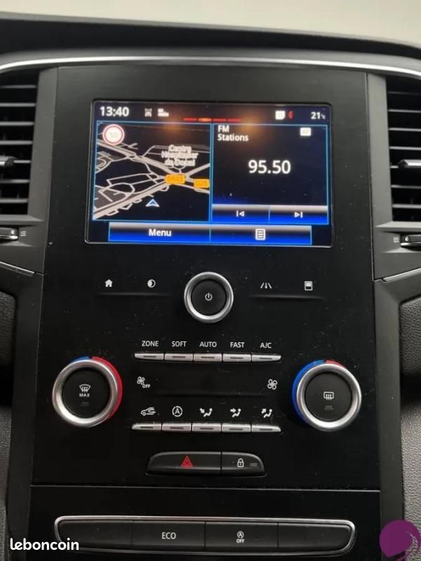 Renault Mégane 1.5 DCI 110 ch Limited - Caméra de Recul GPS (image 11)