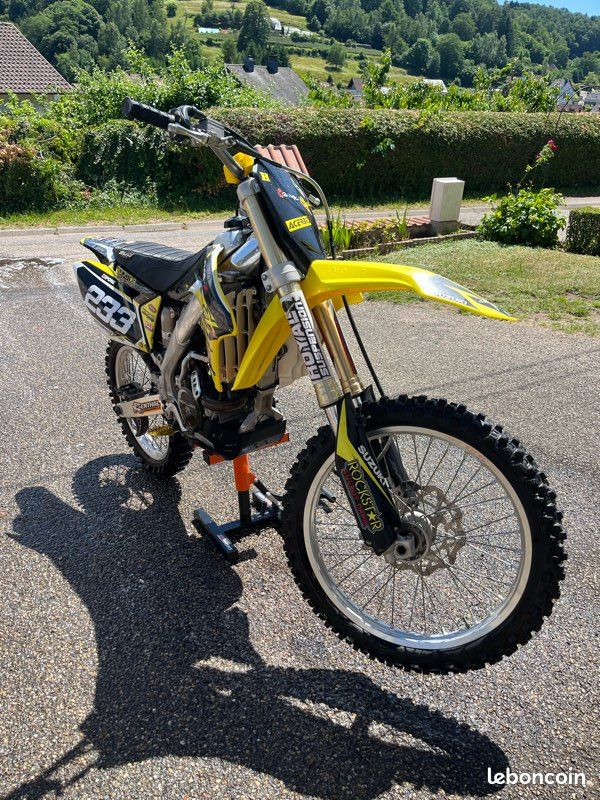 Suzuki 250 RMZ (image 2)