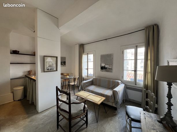 Studio 1 pièce 23 m²