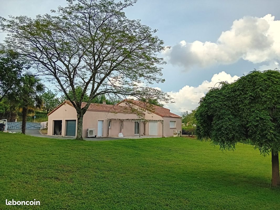 Maison 6 pièces 134 m² · à Mervent · 134 m² · 260 000 €