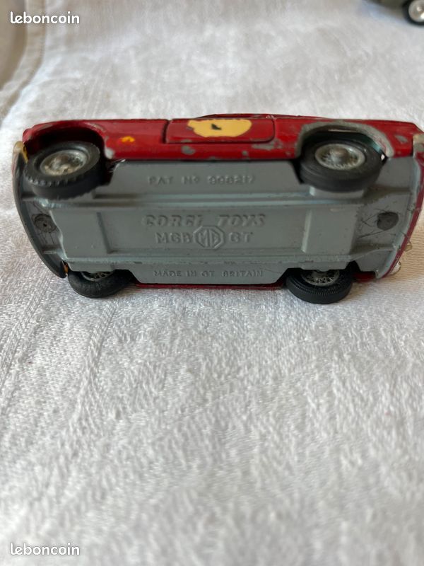 Corgi Toys MGB GT. Voiture miniature. Rallye de Monte-Carlo (image 7)