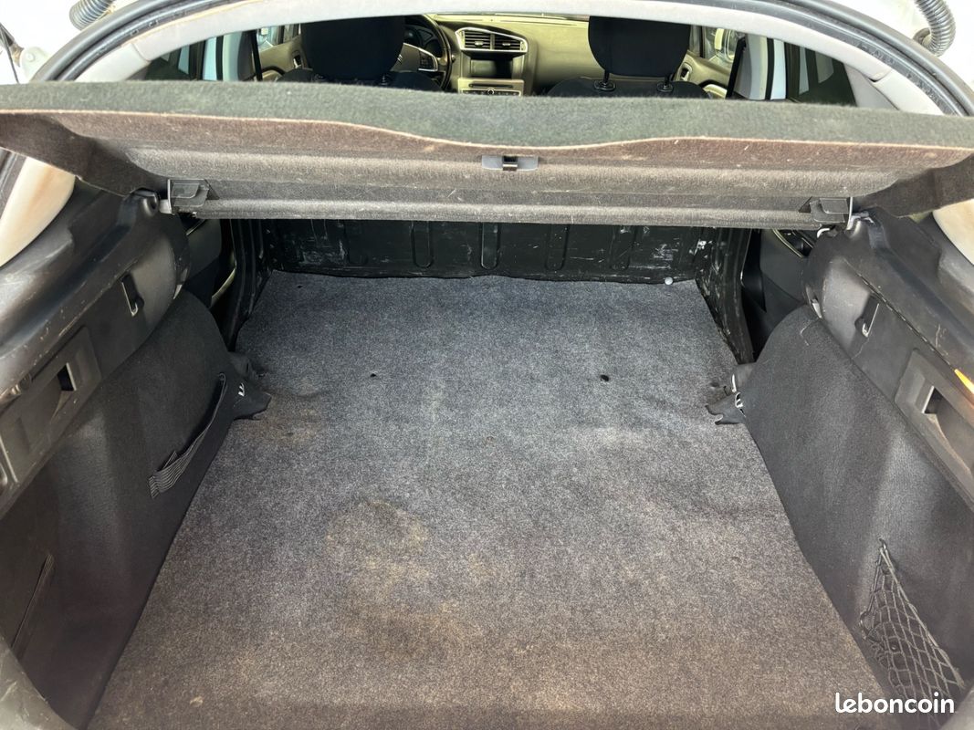 Citroën C4 1.6 HDi 120 ch Garantie 12 mois (TVA récupérable) - 2 places (image 30)