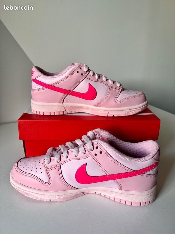 Nike Dunk low triple pink rose 37.5 (image 3)