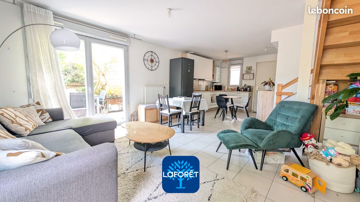Appartement 3 pièces 62 m² · à Saint-Priest · 62 m² · 239 000 €