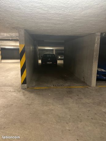 À louer : Place de Parking - 1min de la gare Cergy le Haut