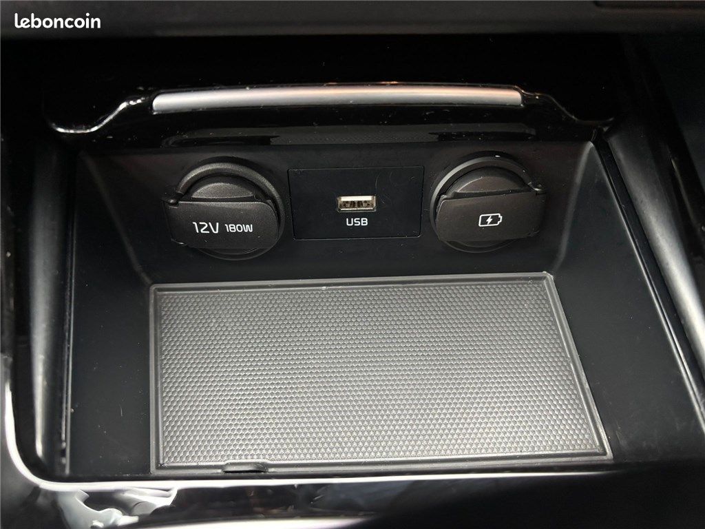 Kia Pro_cee'd PROCEED III 1.5 T-GDI 160 CH DCT7 GT Line (image 22)
