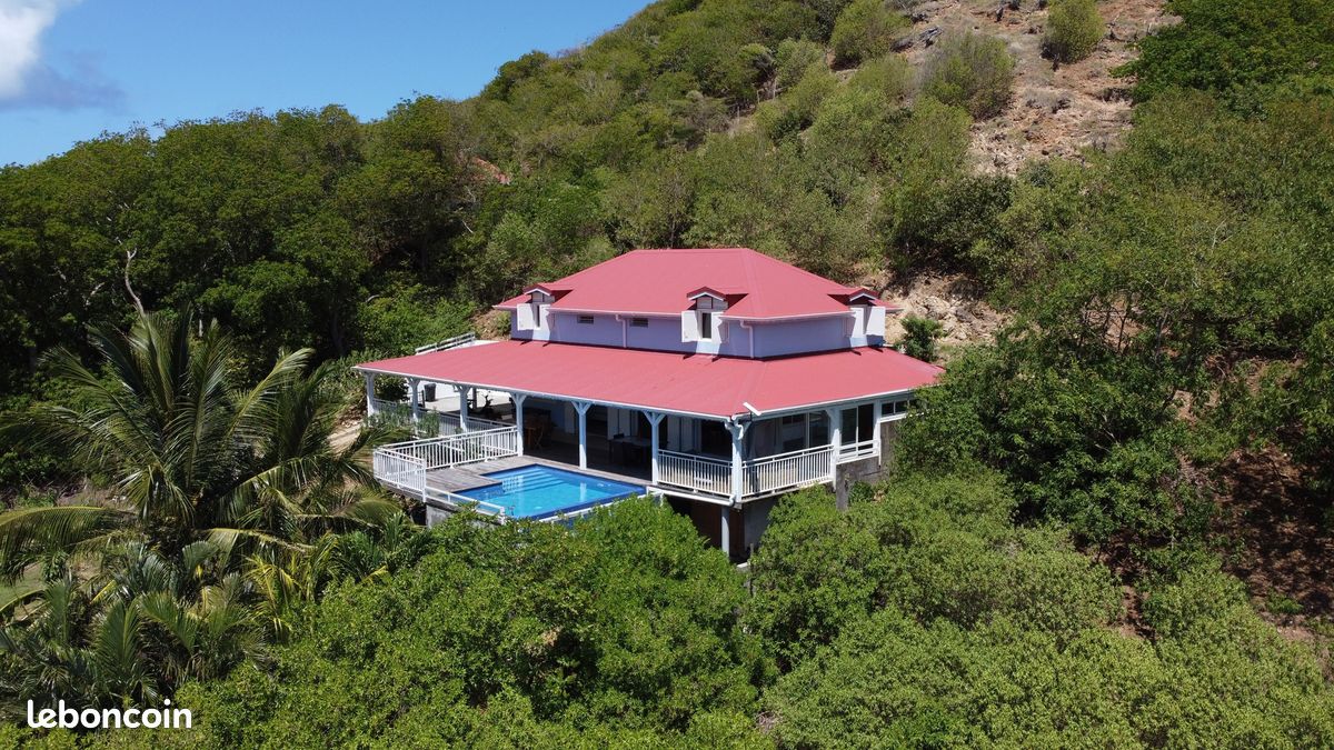 Maison 6 pièces 188 m² · à Terre-de-Haut · 188 m² · 850 000 €