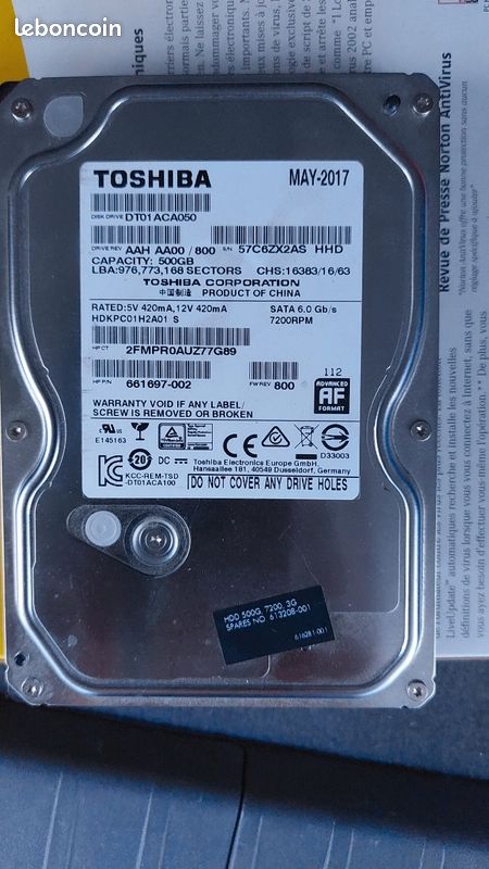 Disque dur interne de 3,5 pouces de la marque Toshiba (image 1)