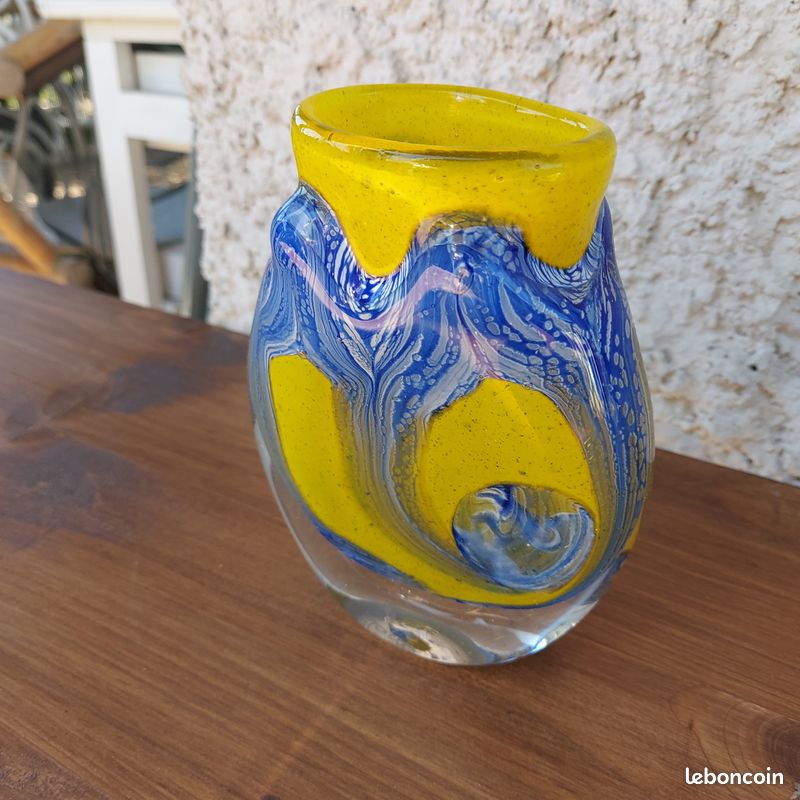 Vase multicouches signe Gambier (image 1)