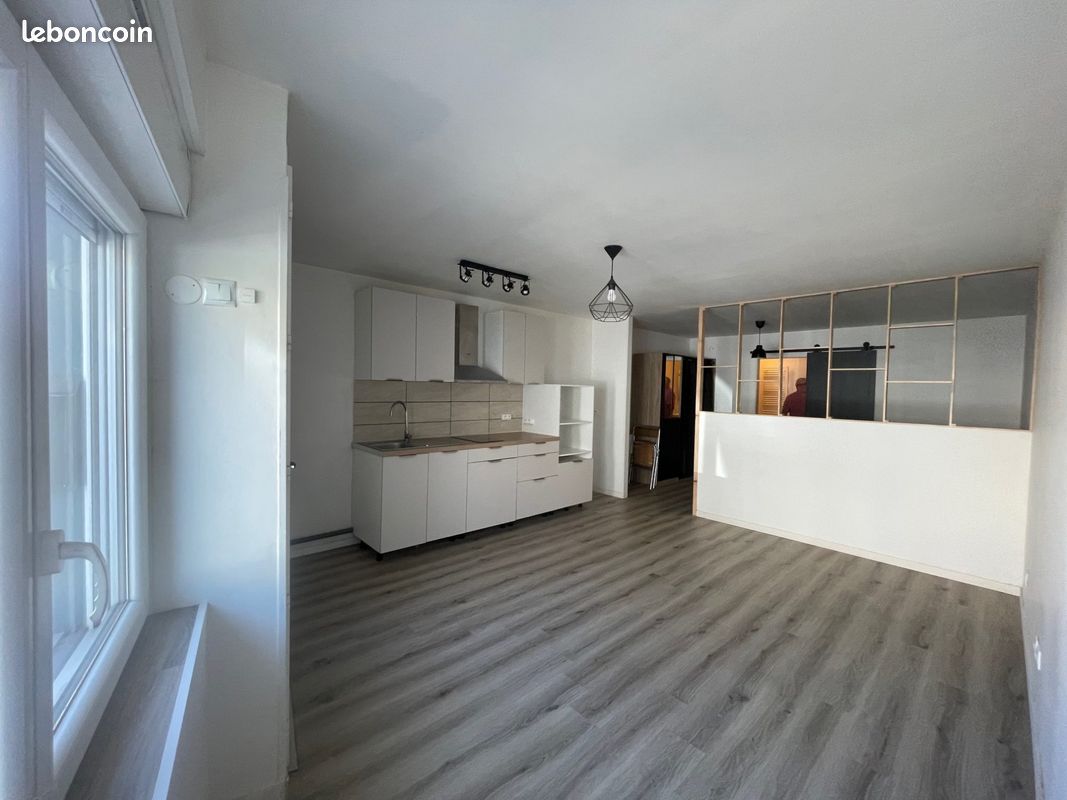 Appartement 1 pièce 37 m² · à Tonnay-Charente · 37 m² · 400 €/mois