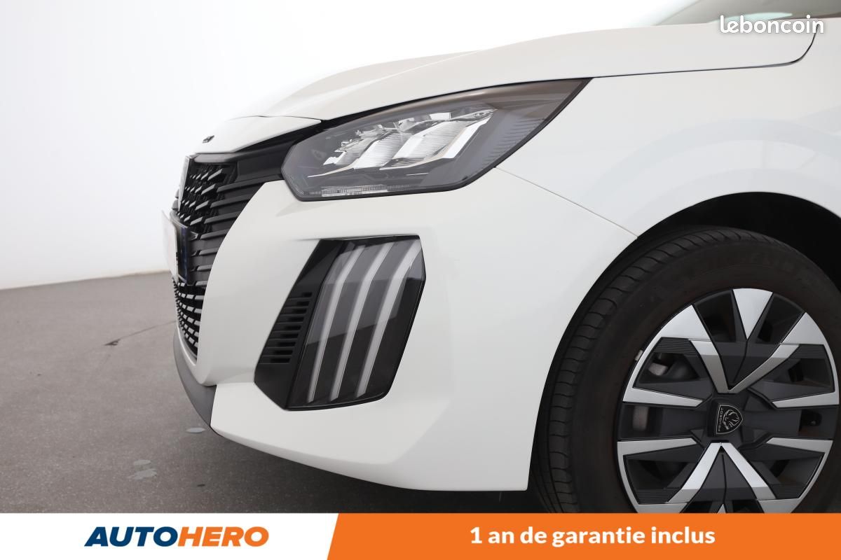 Peugeot 208 1.2 Hybrid Style e-DCS6 100 ch (image 25)