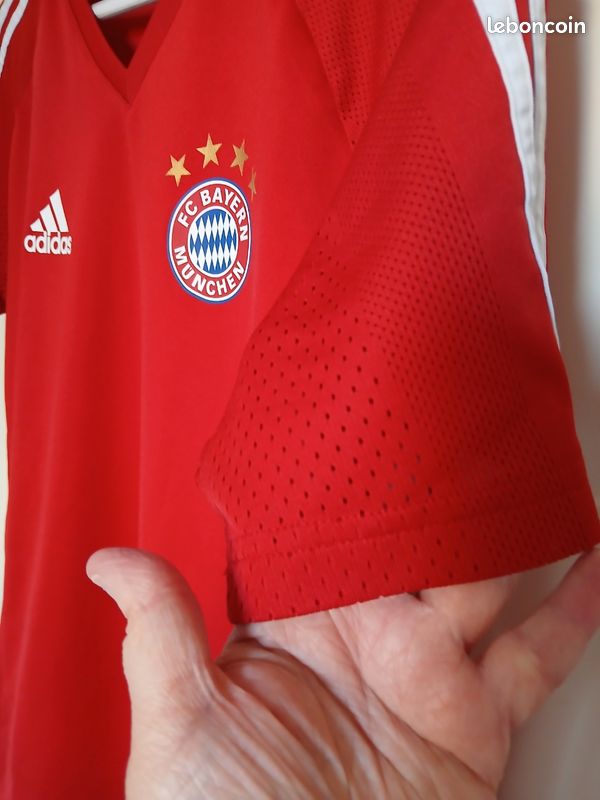 Adidas : le nouveau maillot extérieur 25/26 du Bayern Munich est disponible