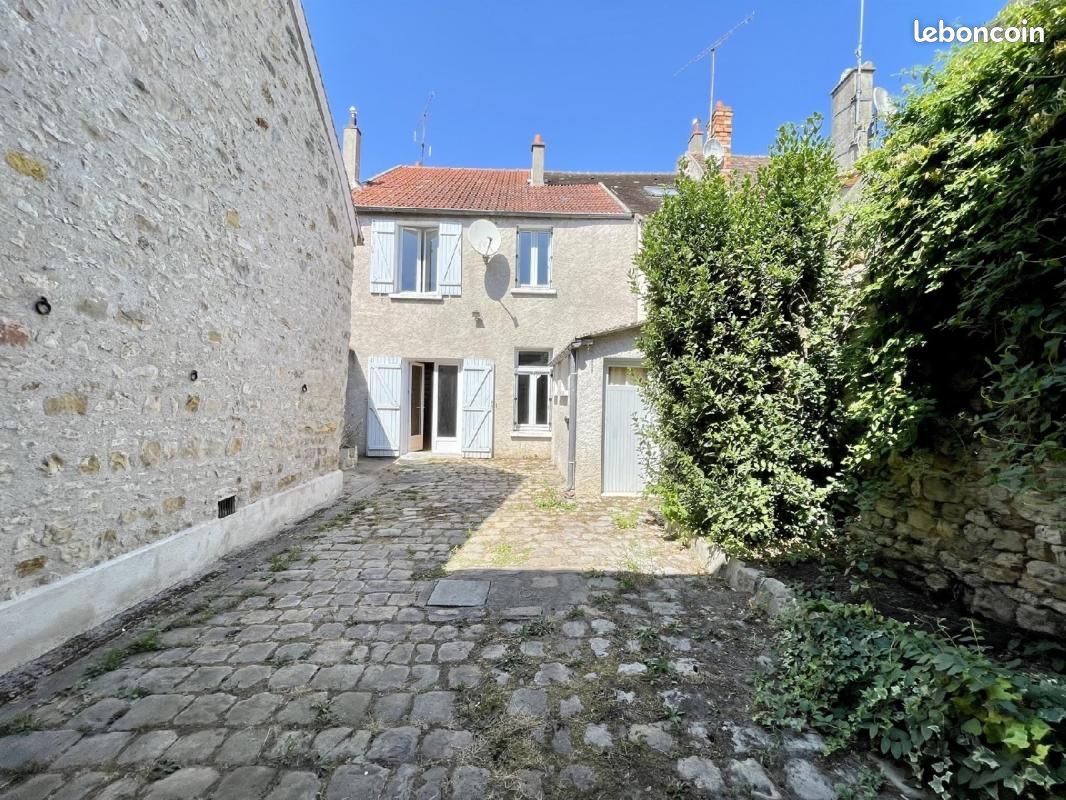 Maison 4 pièces 92 m² · à Milly-la-Forêt · 92 m² · 245 000 €