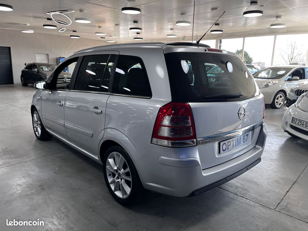Opel zafira 1.7l cdti 125cv cosmo pack 7places entretien a jour garantie 1an (image 5)