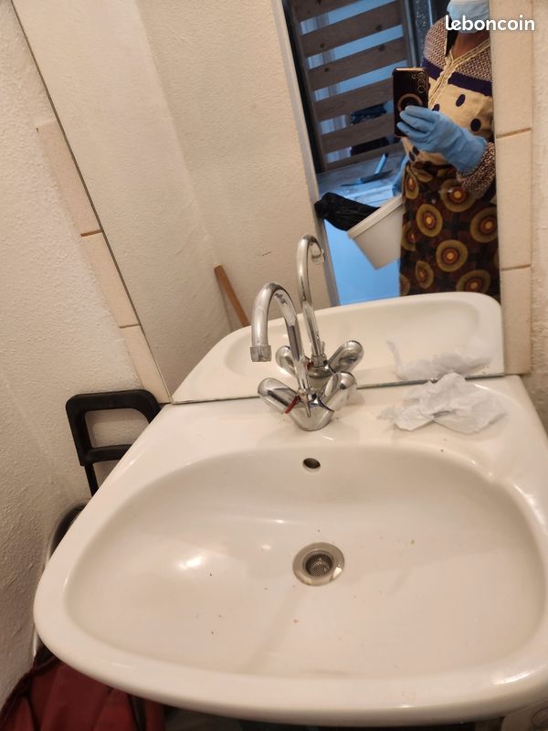 Lavabo (image 1)