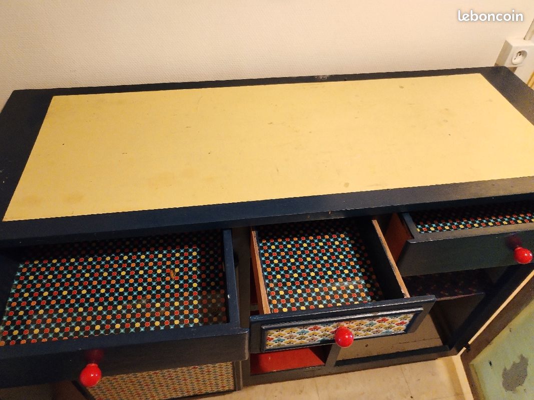 Commode (image 8)
