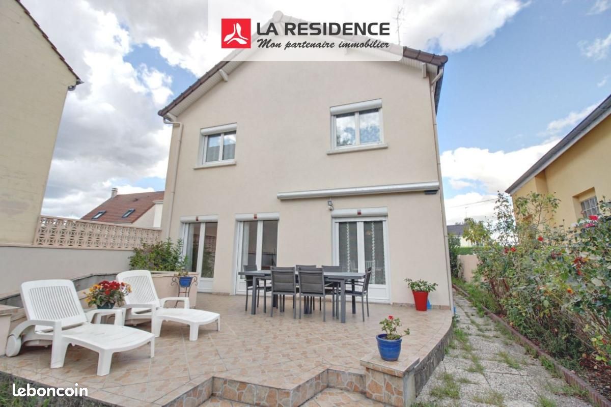 Maison 6 pièces 158 m² · à Conflans-Sainte-Honorine · 158 m² · 469 900 €