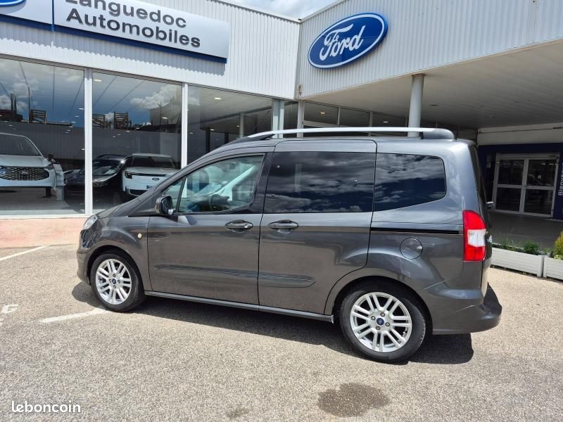 Ford Tourneo Courier 1.0E 100ch Titanium (image 5)