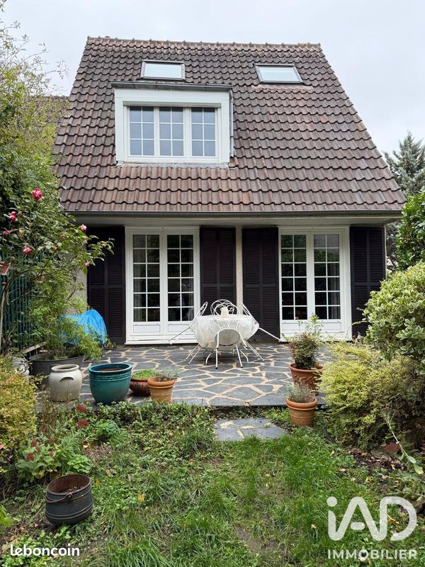 Maison 5 pièces 122 m² · à Breuillet · 122 m² · 295 000 €