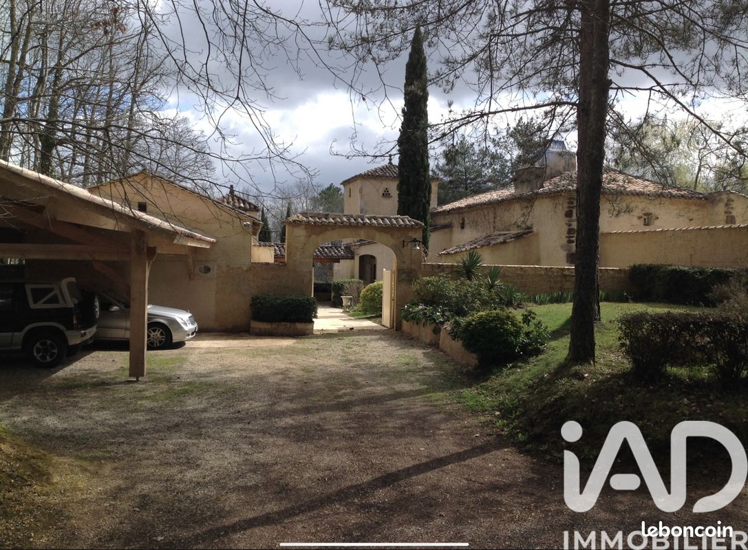 Propriété 10 pièces 305 m² (image 6)
