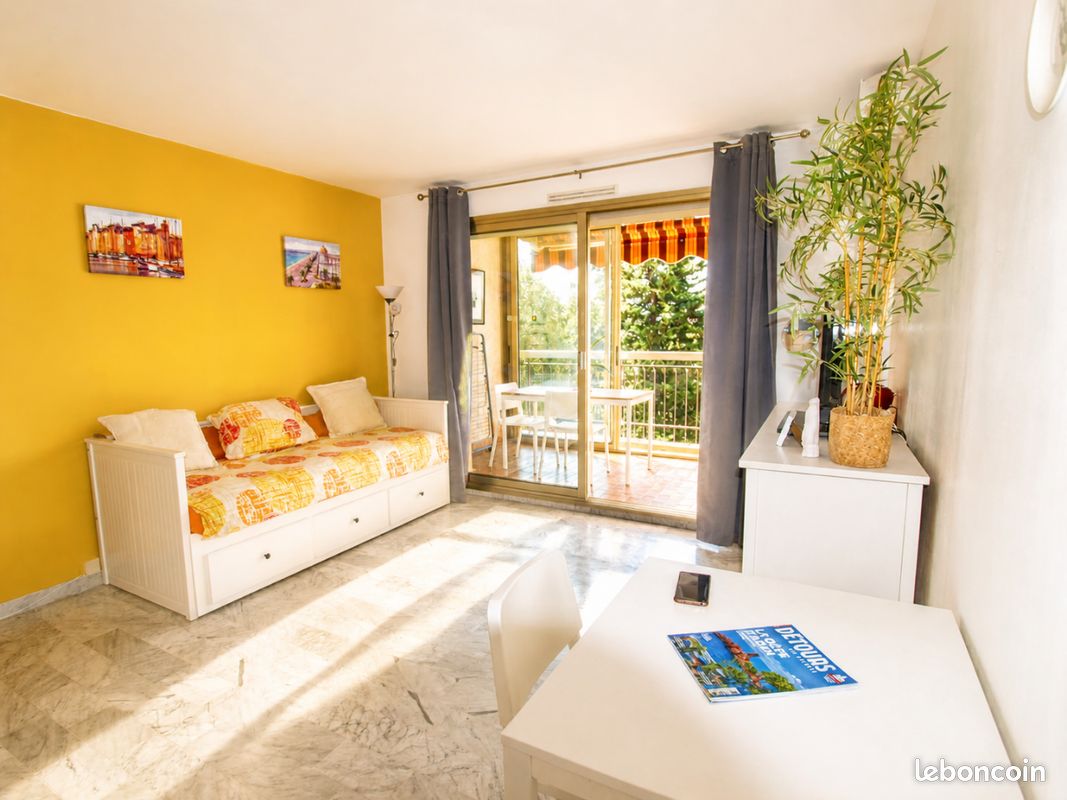 Appartement 1 pièce 31 m² · à Vence · 30,6 m² · 159 000 €