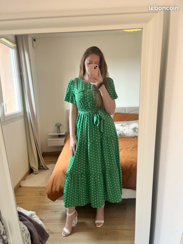 Robe verte longue à pois Vêtements