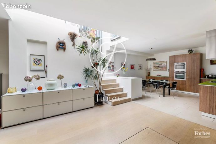 Maison 6 pièces 166 m² — 21