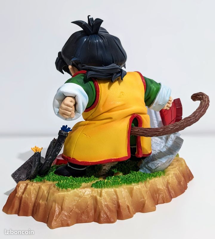 Dragon Ball Figurine Gohan Kid Capsule Raditz Diorama - 18cm - Jeux & Jouets