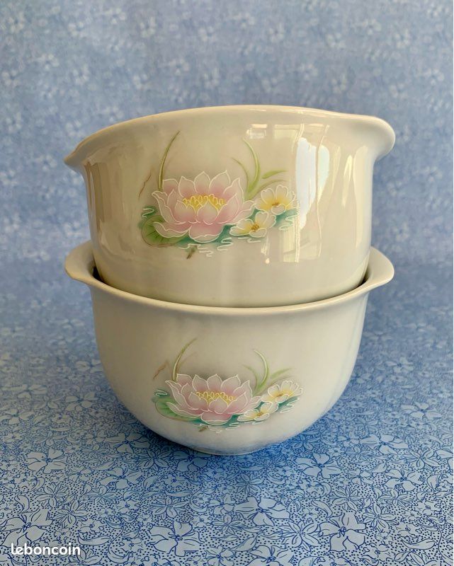 Paire de bols anciens en porcelaine de Pologne Książ – Décor fleur de Lotus & Liseré doré (image 10)