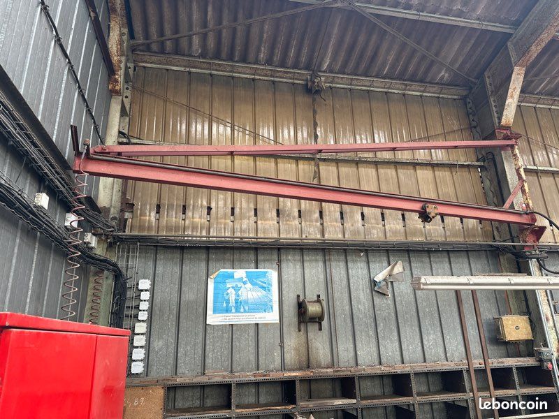 Portique de levage (image 1)