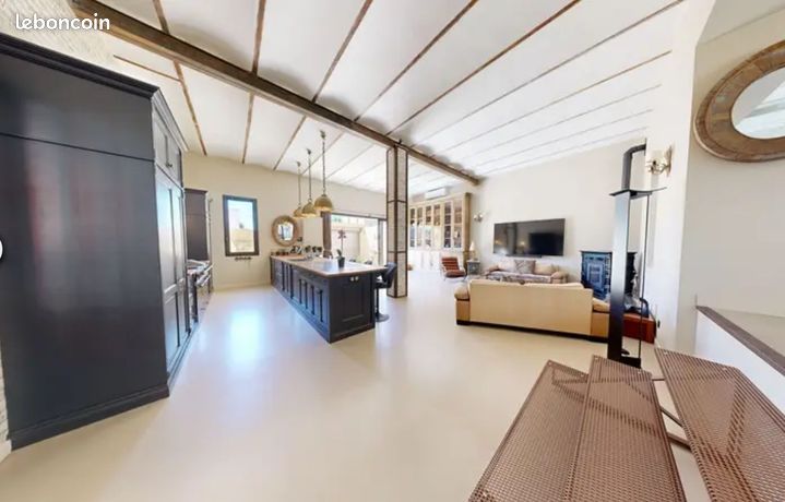 Maison 199m2 avec jardin — 1