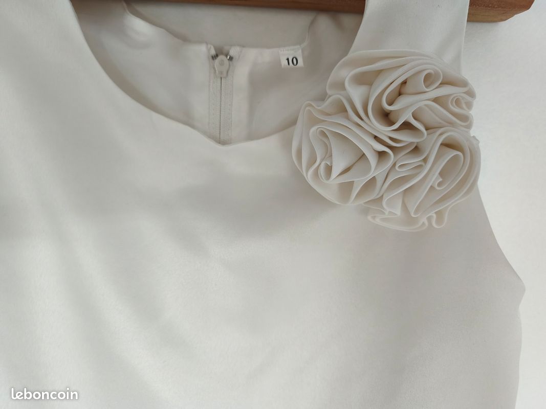 Robe (image 4)